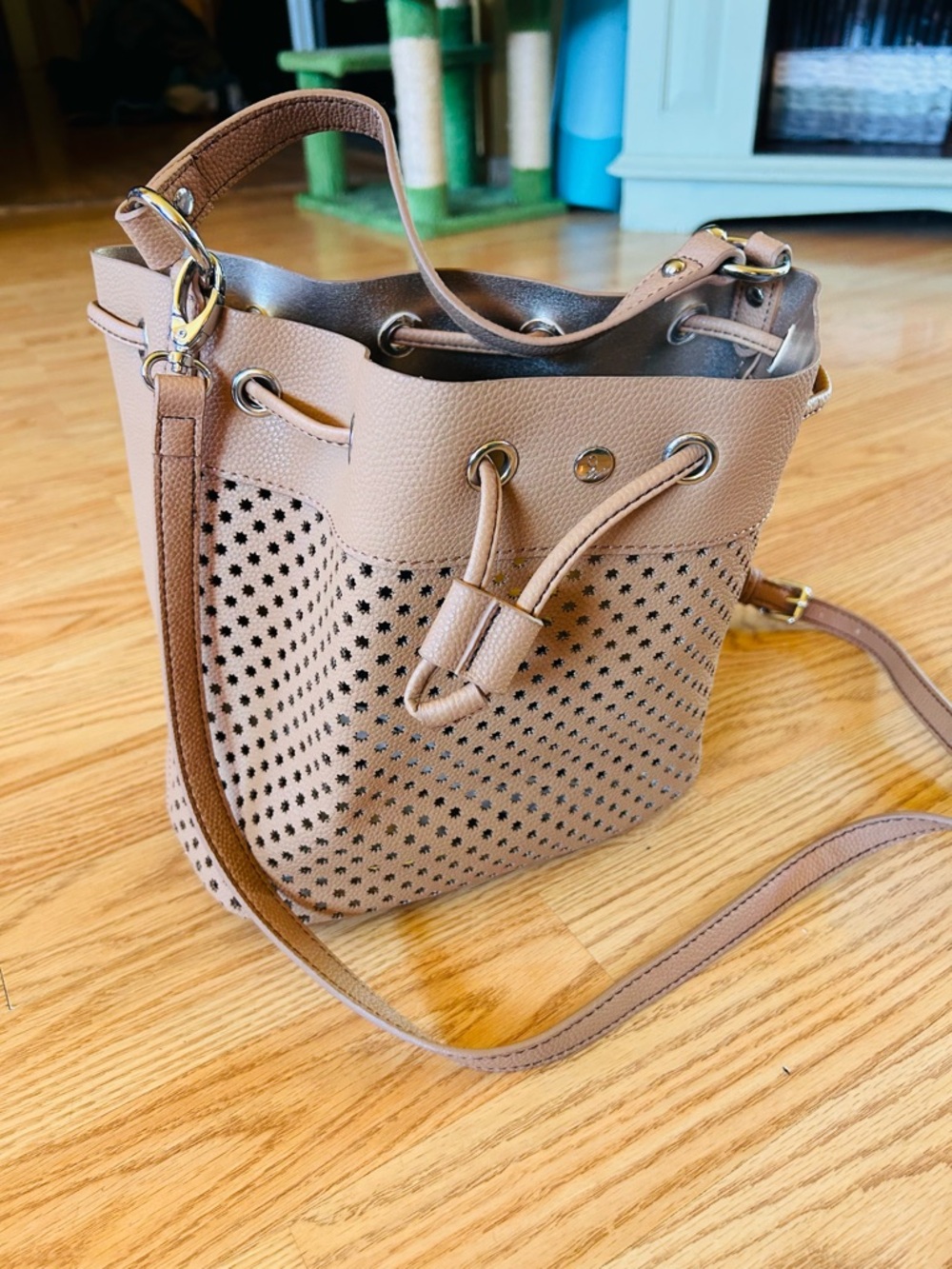 Women's Perforated Drawstring Bucket Bag in Taupe